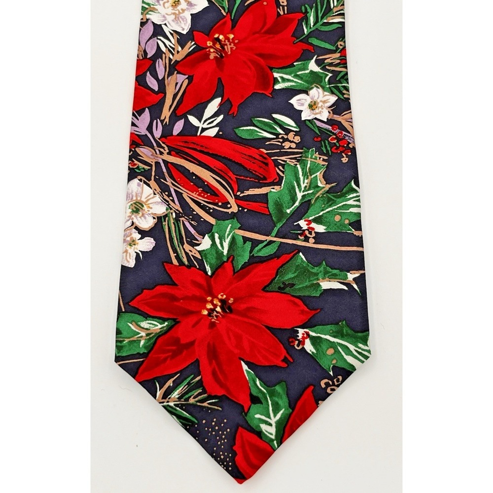 Vintage Hallmark Poinsetta Christmas Necktie All Silk 4"‎ x 57" Yule Tie USA